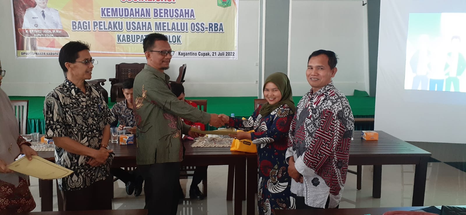 PENYERAHAN NIB OLEH PAKSEK (1)