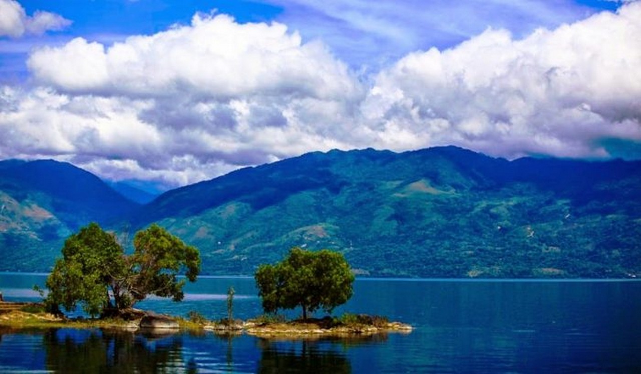 Danau-Singkarak