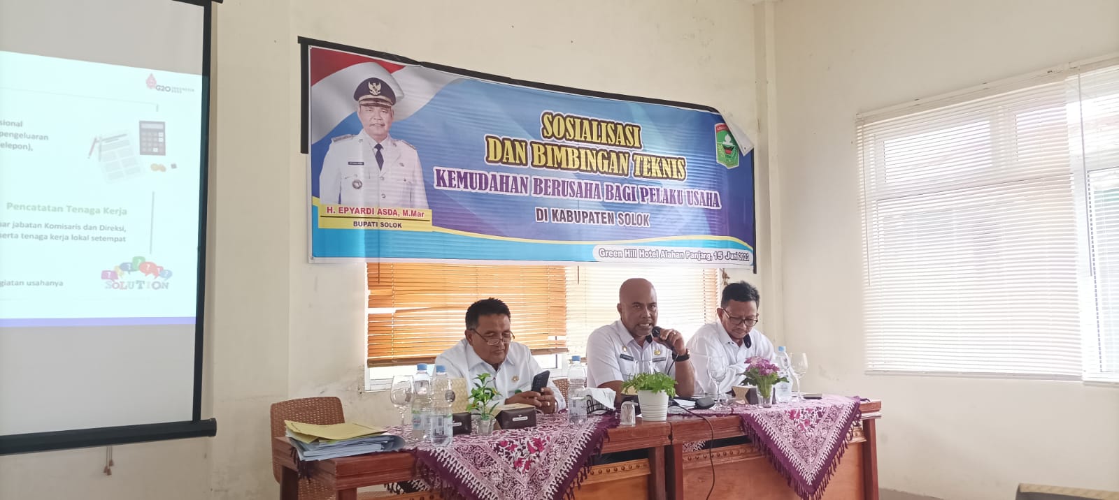 Sosialisasi dan Bimbingan Teknis Kemudahan Berusaha di Green Hill Hotel Alahan Panjang 