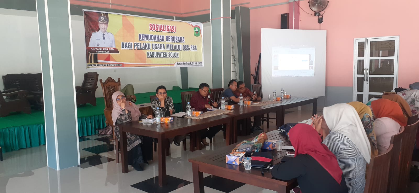 Sosialisasi Kemudahan Berusaha di Gedung Serba Guna Kagantino Cupak